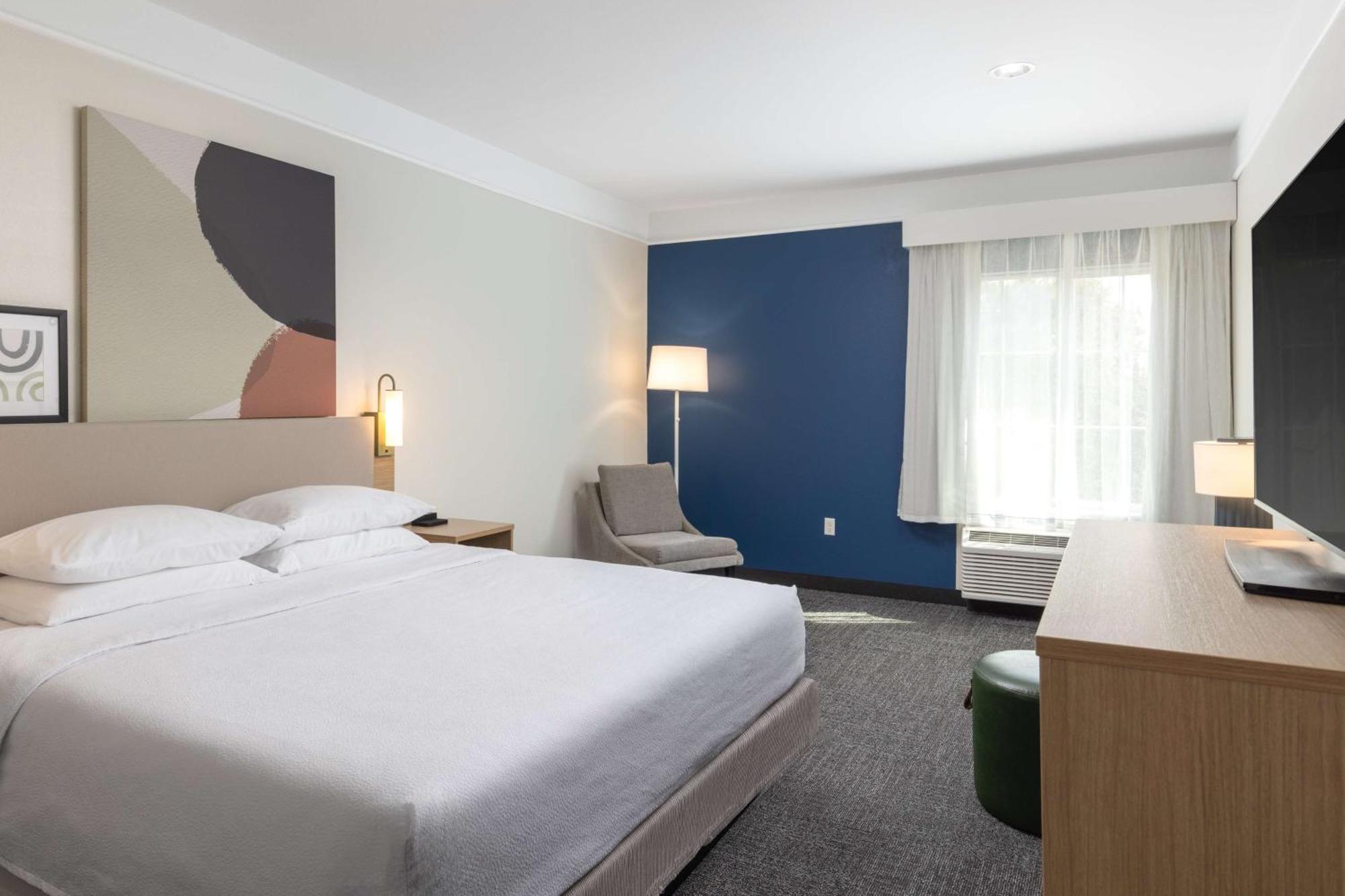 Hotel Spark By Hilton West Clay Road