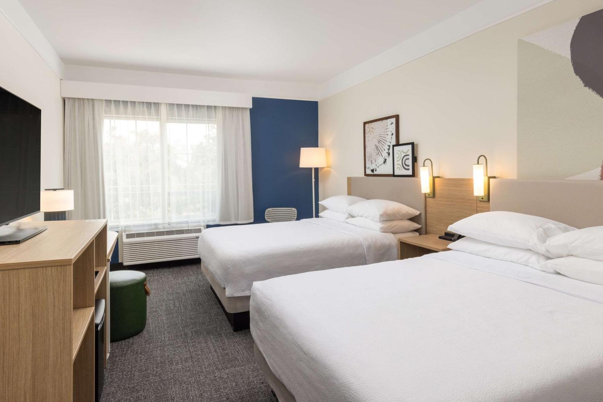 Spark By Hilton West Clay Road Hotel
